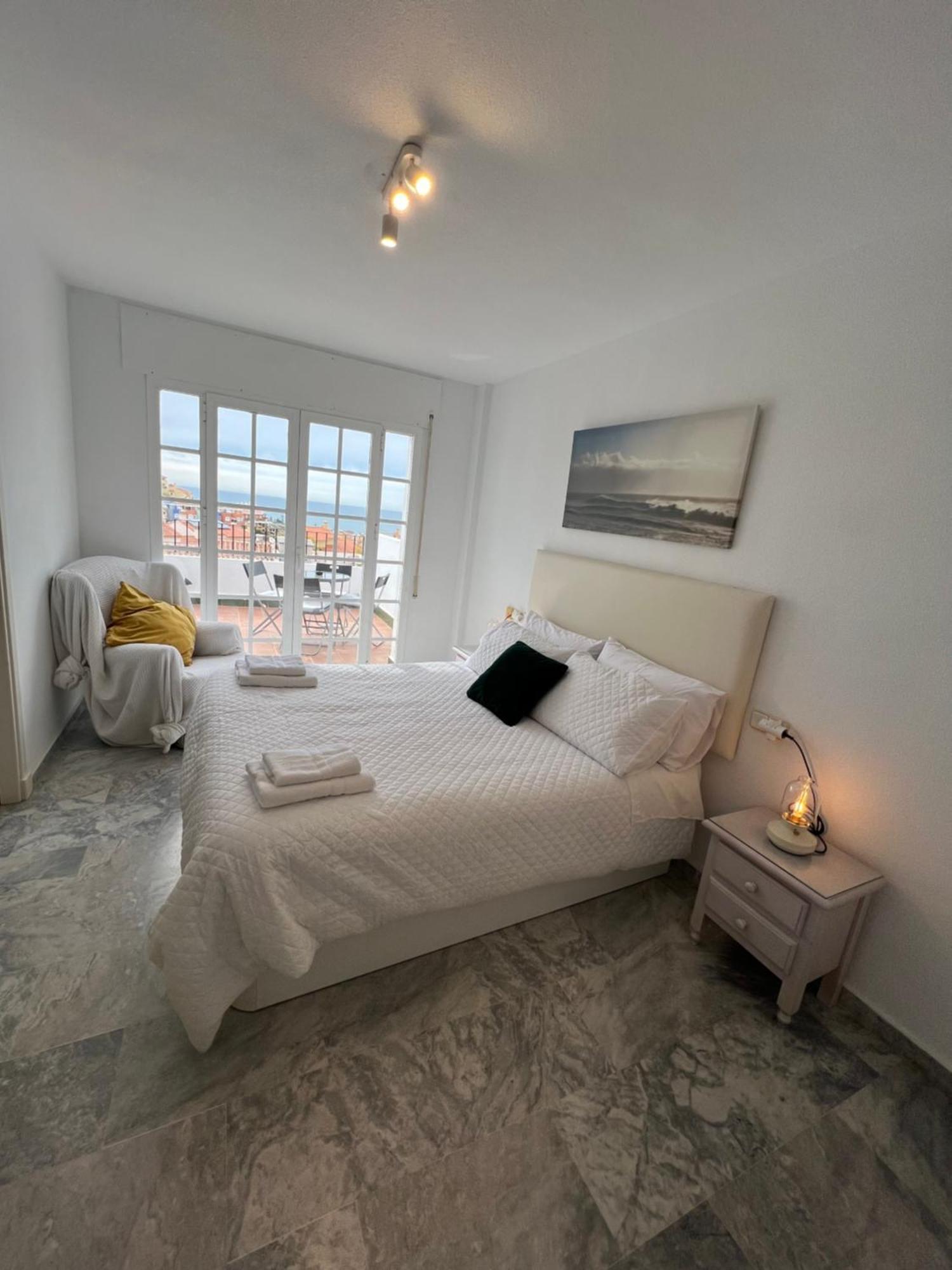 Appartement Atico Vistas Al Mar Golf ,Piscina Y Parking Albatros 2 à Rincón de la Victoria Extérieur photo