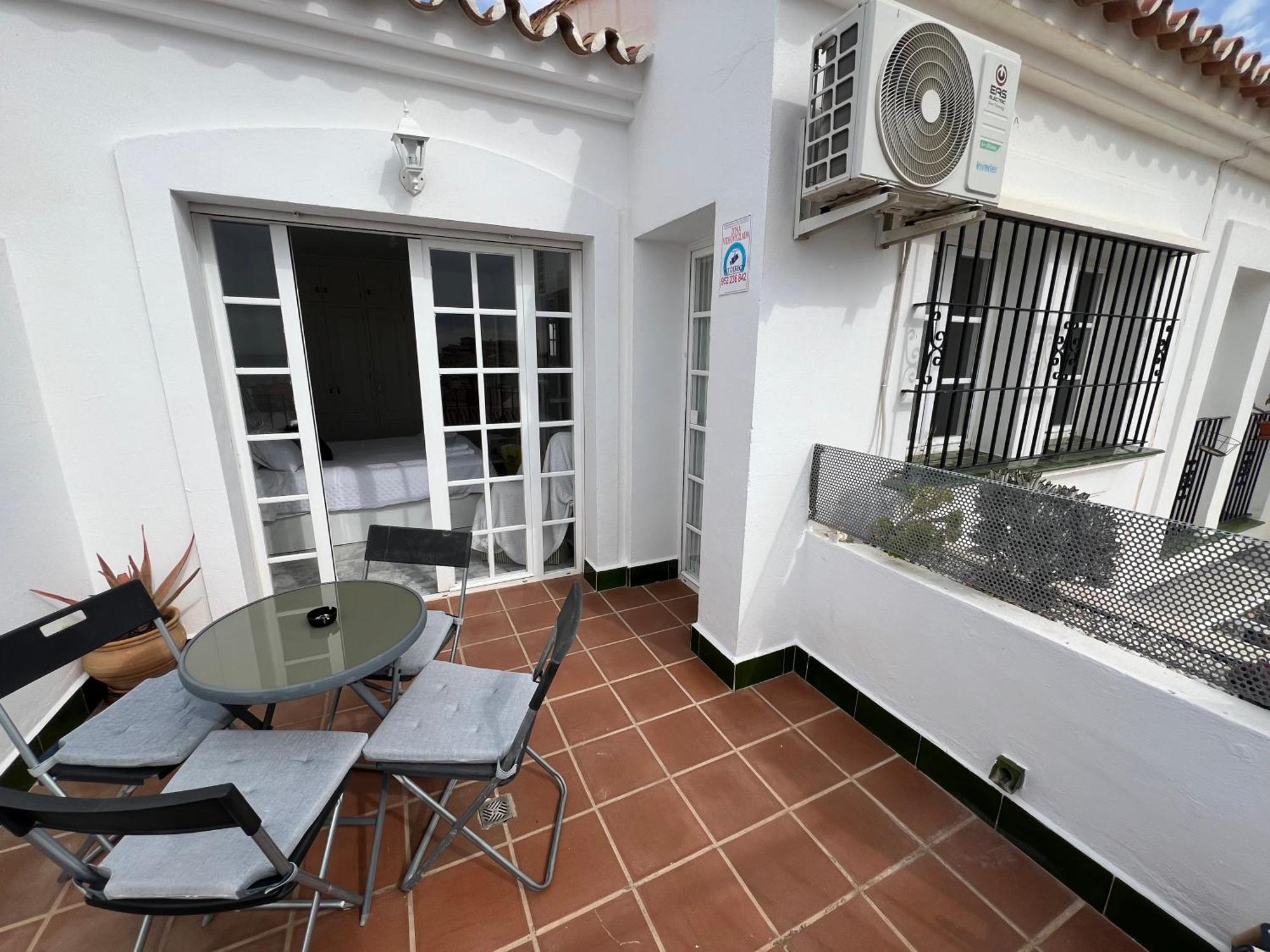 Appartement Atico Vistas Al Mar Golf ,Piscina Y Parking Albatros 2 à Rincón de la Victoria Extérieur photo